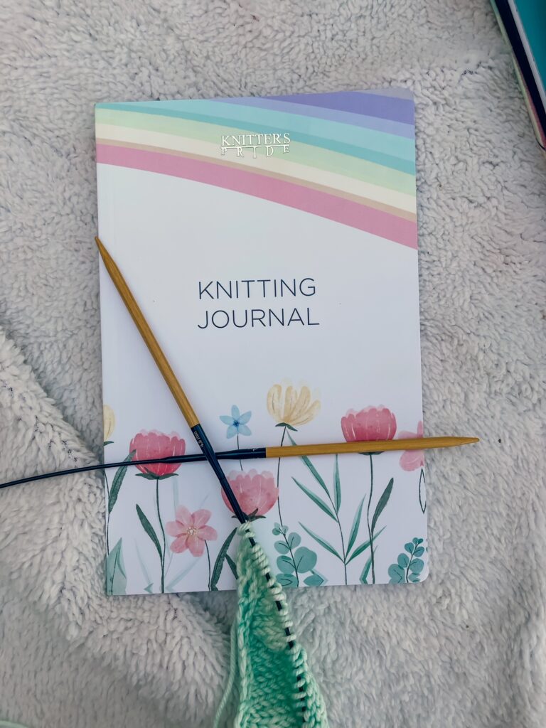 The Best Knitting Needles for Beginners - Hooked Hazel